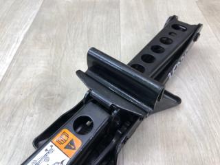 Домкрат FOCUS 10-18 2017 2.0 C20HDEX