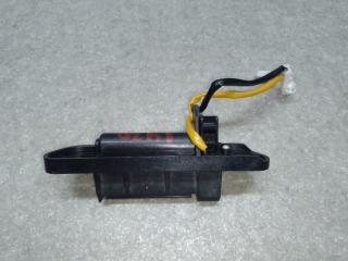 Кнопка открывания багажника наружная OUTLANDER XL 05-13 2007 3.0 6B31