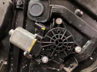 Стеклоподъемник задний правый HYUNDAI TUCSON TL 15-20 G4FJ 1.6