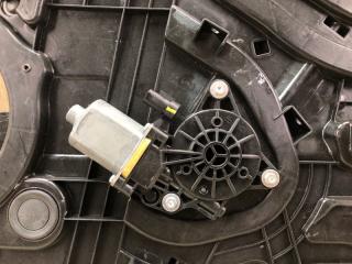 Стеклоподъемник передний правый HYUNDAI TUCSON TL 15-20 G4FJ 1.6