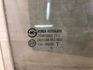 Стекло двери переднее правое ACCENT RB 10- 2013 1.6 G4FD