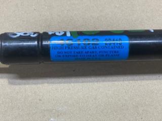 Амортизатор крышки багажника левый LEXUS RX300 98-03 3.0 1MZFE