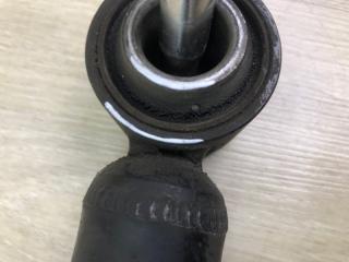 Амортизатор задний SIENNA 11-16 2014 3.5 2GR-FE