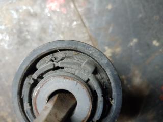 Рычаг задней подвески поперечный нижний задний левый 6 GJ 12- 2013 Седан 2.5