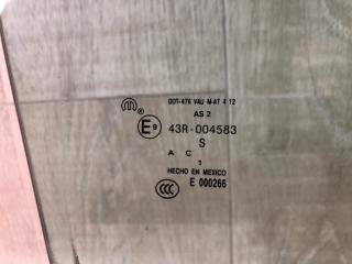 Стекло двери переднее правое JOURNEY 08-20 2012 2.4 ED3