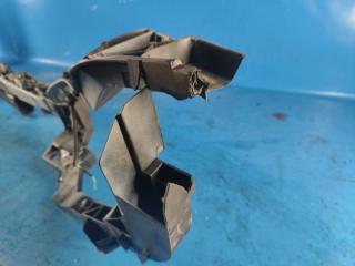 Панель передняя верхняя ESCAPE 12-19