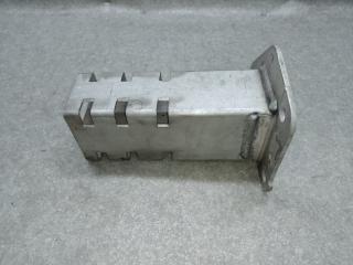 Кронштейн переднего бампера левый 200 14-16 2016 2.4 ED6