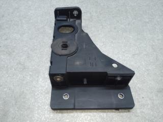 Крепление радиатора левое 200 14-16 2016 2.4 ED6