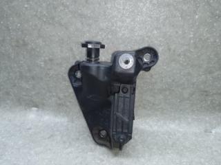 Крепление радиатора правое CHRYSLER 200 14-16 2016