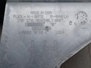 Клык бампера задний левый H3 05-10 2006 L52 3.5 L