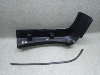 Накладка проема багажника правая H3 05-10 2006 L52 3.5 L