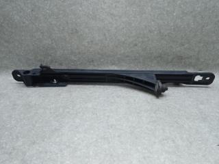 Крепление радиатора левое HUMMER H3 05-10 L52 3.5 L