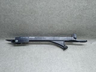 Крепление радиатора правое HUMMER H3 05-10 2006