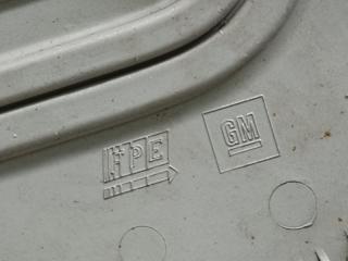 Заглушка колесного диска H3 05-10 2006 L52 3.5 L