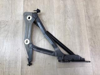 Петля крышки багажника левая MUSTANG 15- 2017 Кабриолет 3.7 C37PDED