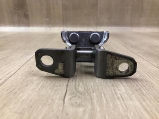 Петля двери верхняя задняя левая OUTLANDER GF 12- 2013 2.4 4J12