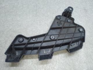 Кронштейн переднего бампера (под фарой) правый 200 14-16 2016 2.4 ED6