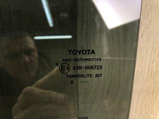 Стекло двери заднее левое AVENSIS 08-18