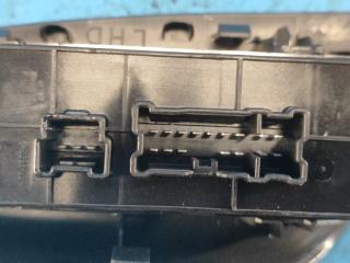 Блок управления стеклоподъемниками передний левый SENTRA B17 12-21