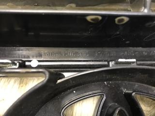 Решетка радиатора LAND CRUISER 200 08-21