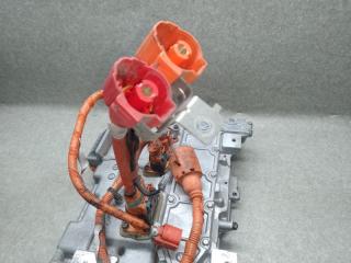 Инвертор LEAF 10-17 2011 EM61