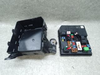 Блок предохранителей моторный отсек NISSAN LEAF 10-17 2011