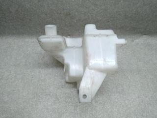 Бачок омывателя LEAF 10-17 2011 EM61