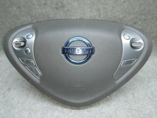 Подушка безопасности в руль NISSAN LEAF 10-17 2011