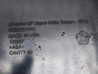 Решетка радиатора 200 14-16 2016 2.4 ED6