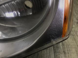 Фара левая GRAND CHEROKEE 04-10