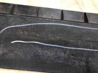 Кронштейн порога правый MODEL Y 19- 2021