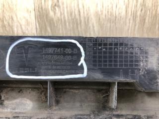 Кронштейн порога левый MODEL Y 19- 2021