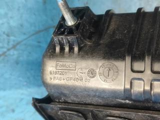 Подушка безопасности в колени передняя правая ESCAPE 12-19