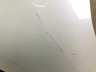 Капот LEAF 10-17 EM61