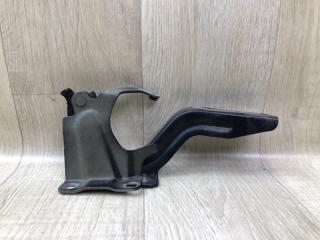 Петля капота правая NISSAN X-TRAIL/ROGUE T32 13-20 Б/У Петля капота правая NISSAN X-TRAIL/ROGUE T32 13-20