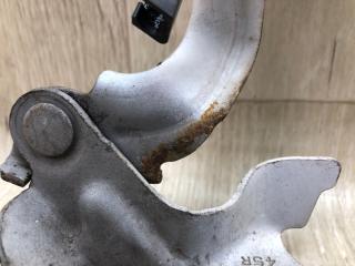 Петля капота правая CAMRY 40 06-11