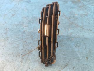 Дефлектор воздушный правый FOCUS 10-18