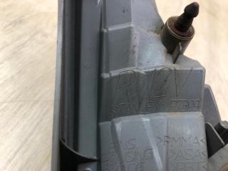 Фонарь внутренний правый VENZA 09-16 2009 3.5 2GR-FE