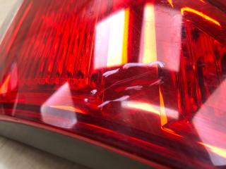 Фонарь внутренний правый VENZA 09-16 2009 3.5 2GR-FE