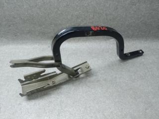 Петля крышки багажника TOYOTA CAMRY 40 06-11 2010 Б/У Петля крышки багажника TOYOTA CAMRY 40 06-11 2010