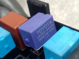 Блок предохранителей моторный отсек CAMRY 40 06-11 2010 2.5 2ARFE