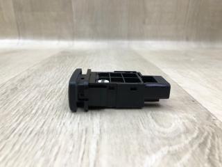 Кнопка открывания багажника внутренняя VENZA 09-16 2009 3.5 2GR-FE