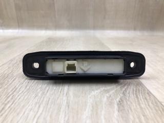 Кнопка открывания багажника наружная VENZA 09-16 2009 3.5 2GR-FE