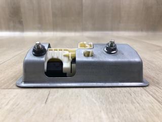 Кнопка открывания багажника наружная PASSAT B7 11-15 2014 1.8 CPRA