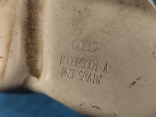 Петля капота левая Q5 08-16