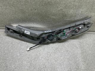 Фонарь наружный правый LEAF 10-17 EM61