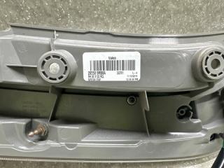 Фонарь наружный правый LEAF 10-17 EM61