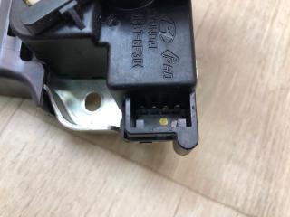 Замок крышки багажника GENESIS SEDAN 08-13