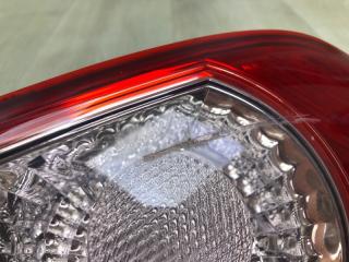 Фонарь внутренний правый COROLLA 150 06-13 Седан