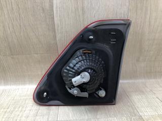 Фонарь внутренний левый COROLLA 150 06-13 Седан